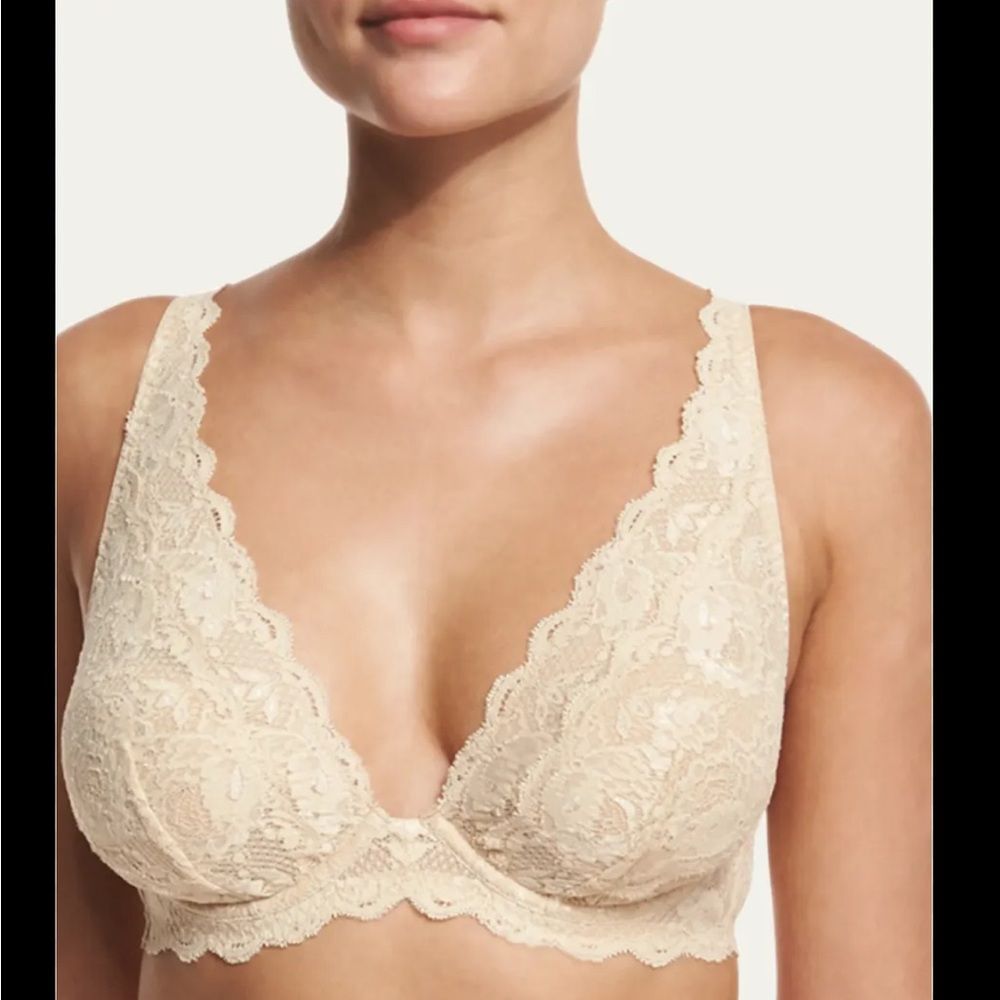 Cosabella Lace Plunge Bra in Cream
